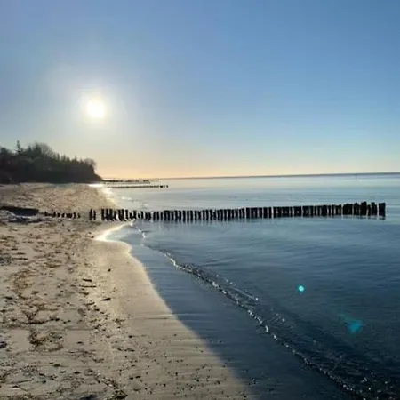 Villa Idyllisk Bondehus Taet Pa Stranden